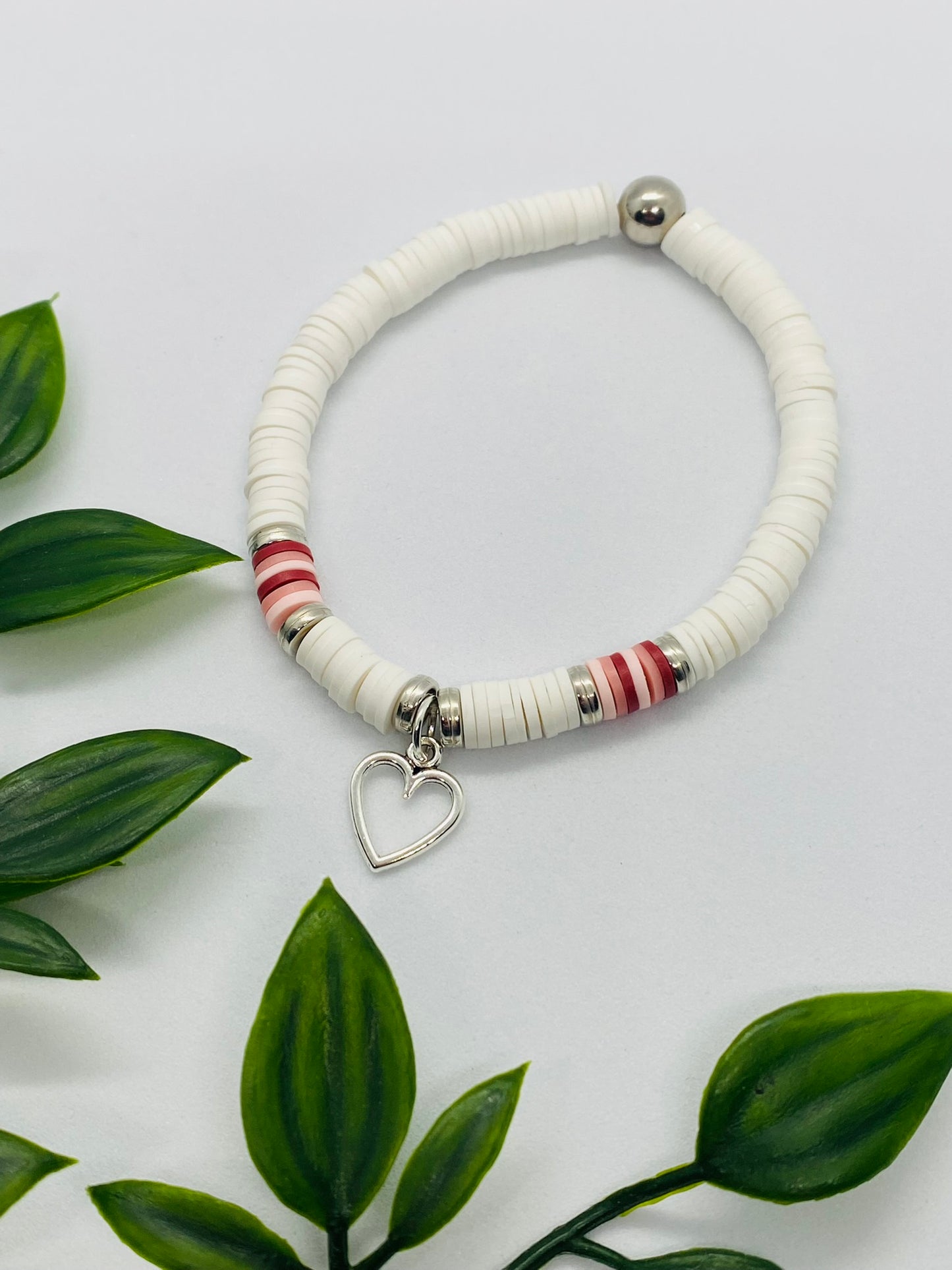 White & Heart Charm Bracelet